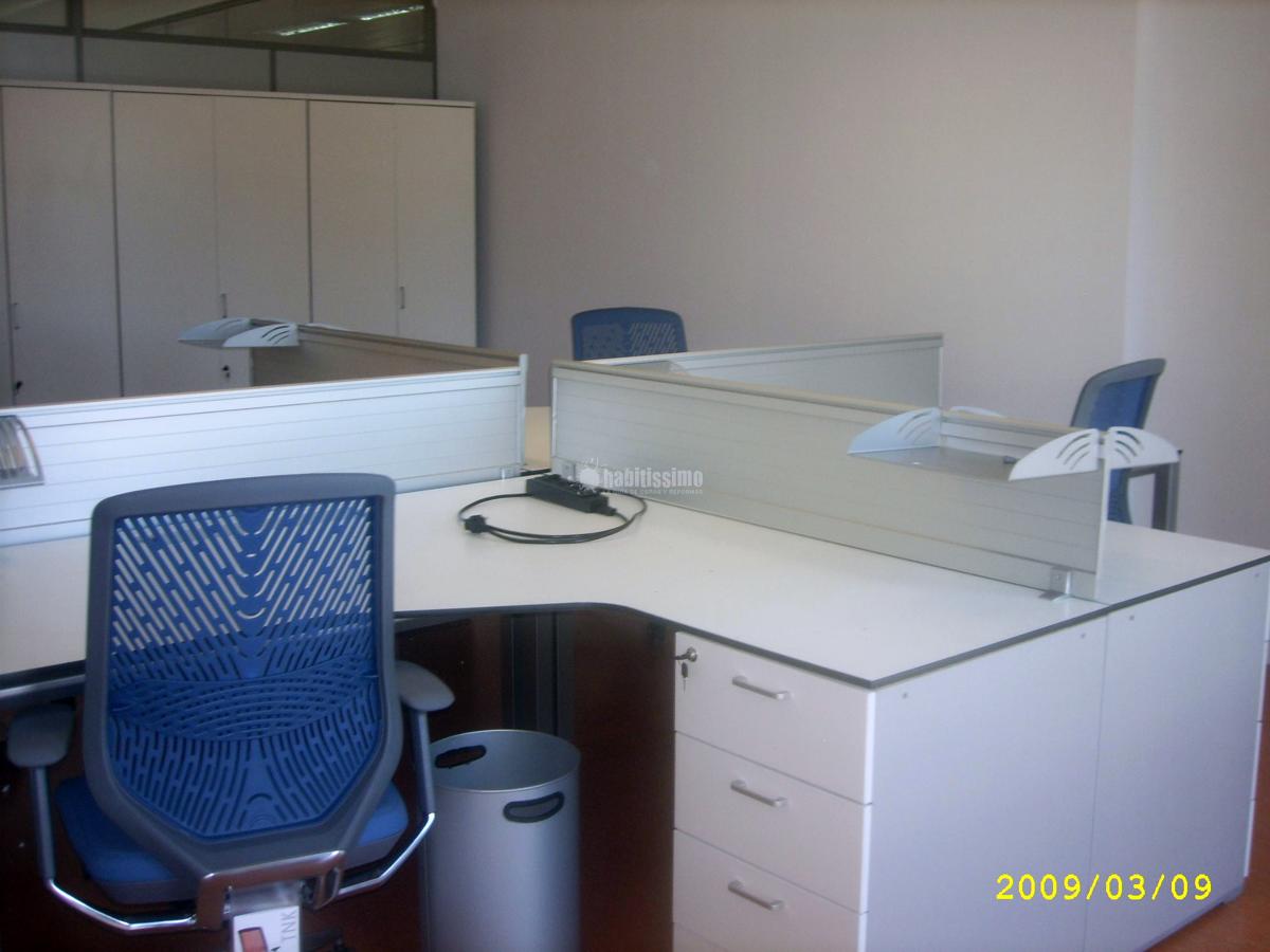 Amueblamiento edificio policia local de Coslada