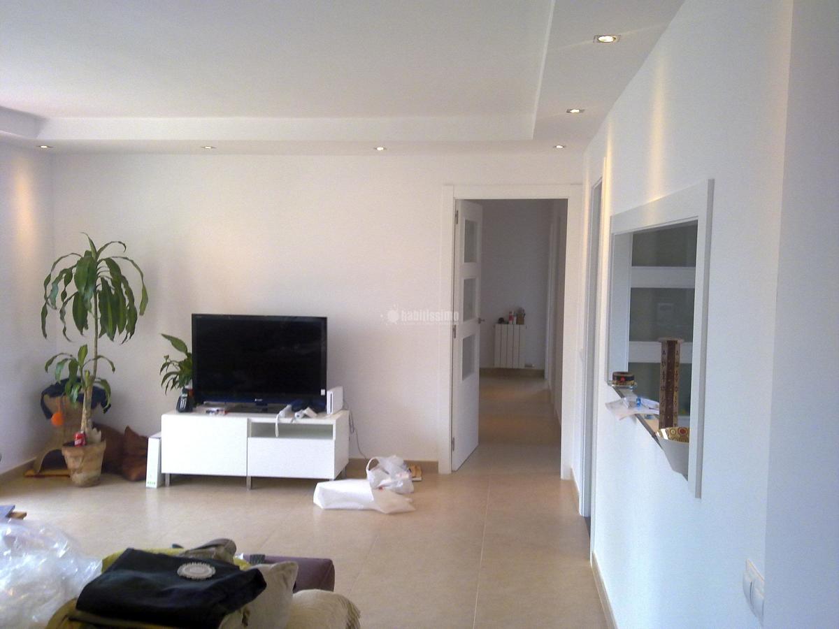 Reforma en carrer Valldaura