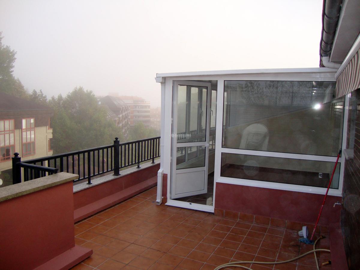 Piso en calle Peña Santa de Enol, Oviedo