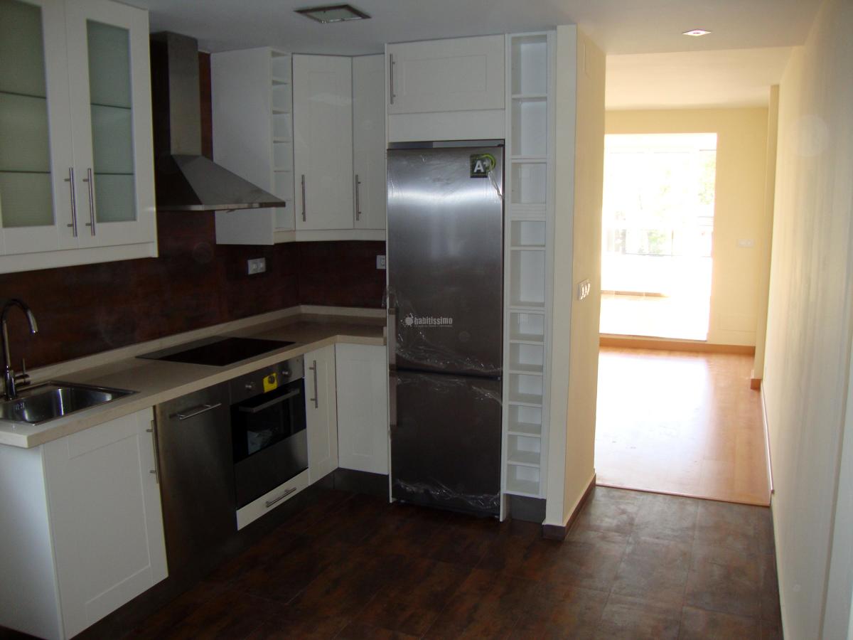 Piso en calle Peña Santa de Enol, Oviedo