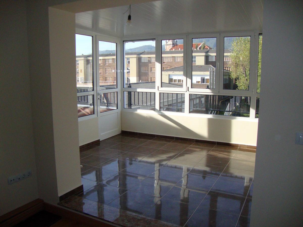 Piso en calle Peña Santa de Enol, Oviedo