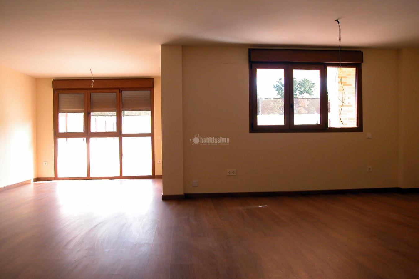 6 Viviendas pareadas e independientes de lujo.