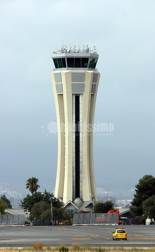 Proyectos Básico y de Ejecución de Torre de Control del Aeropuerto de Málaga.