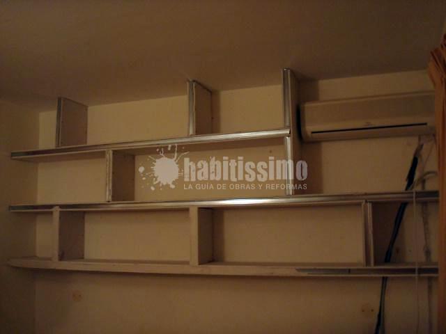 Reforma total baño y estanterías en Pladur