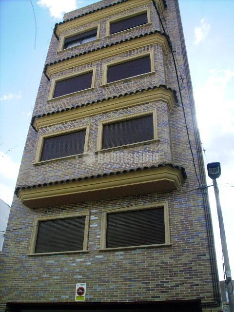 Cerramiento fachada de ladrillo cara vista