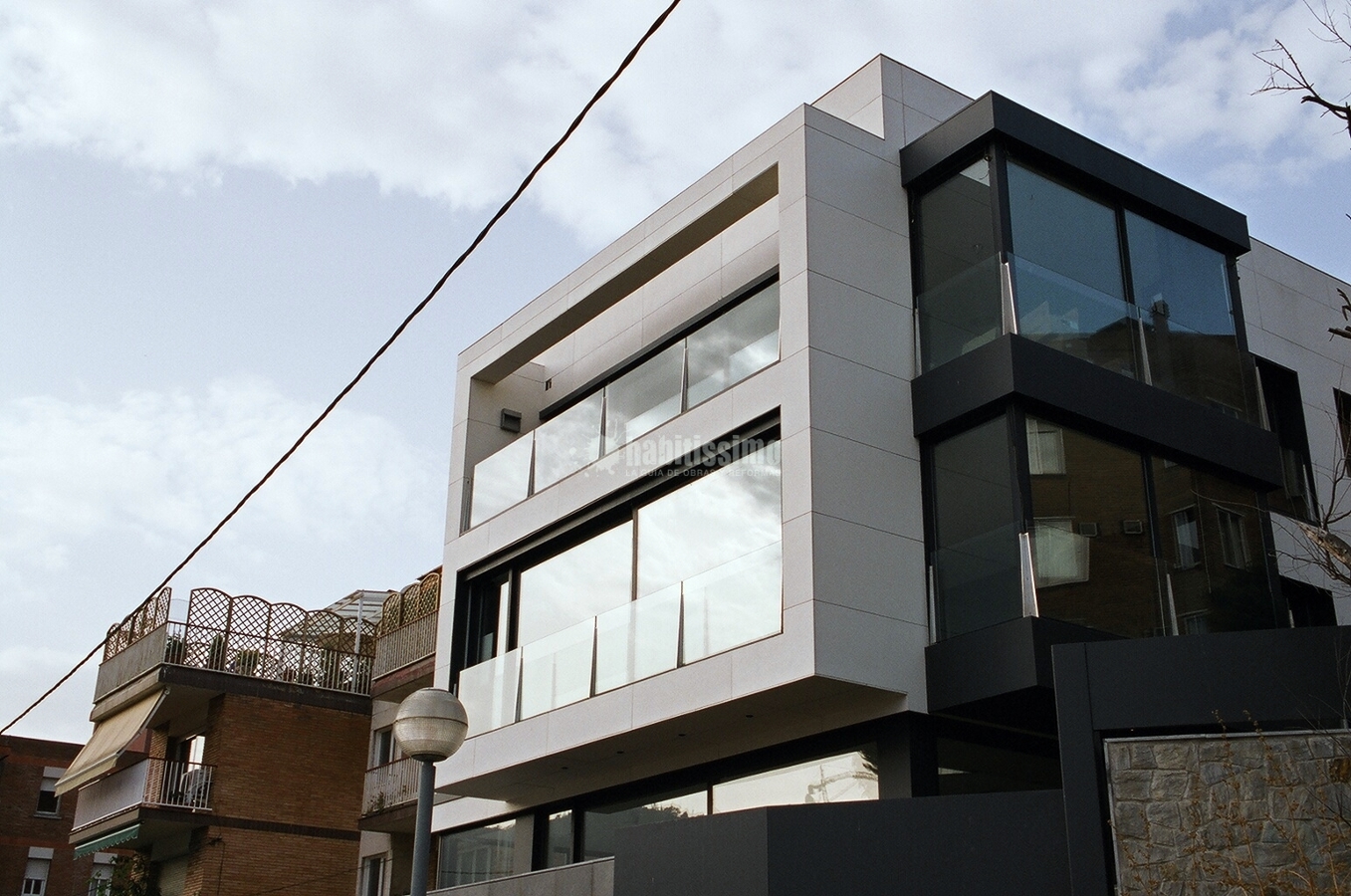 Edificio plurifamiliar - Domótica