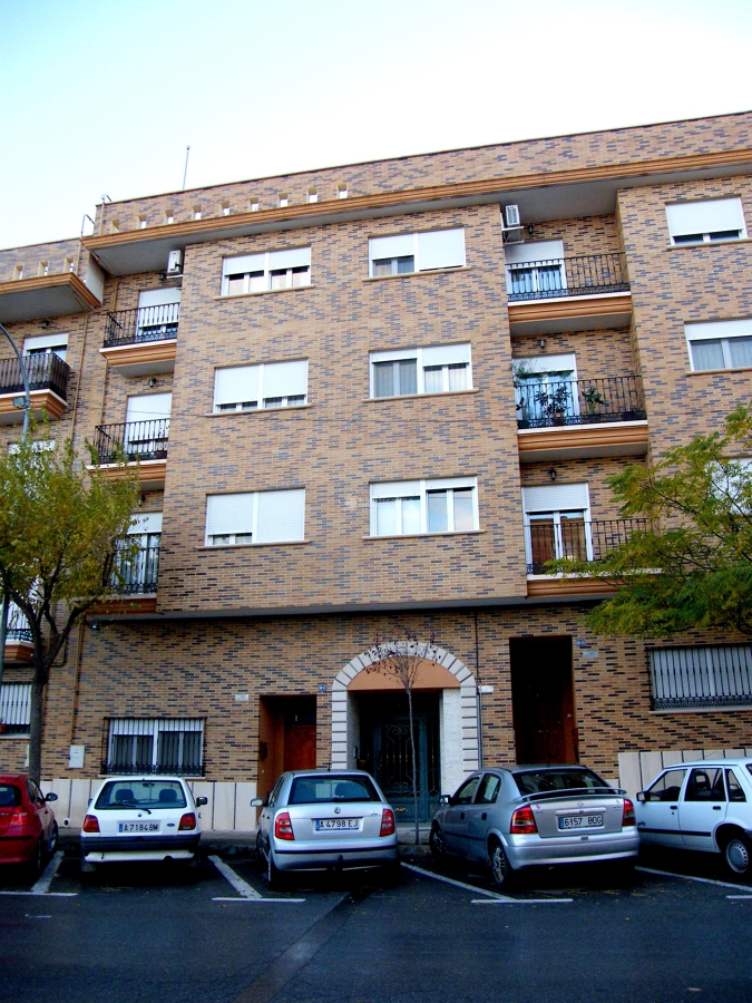 11 viviendas, trasteros y cocheras