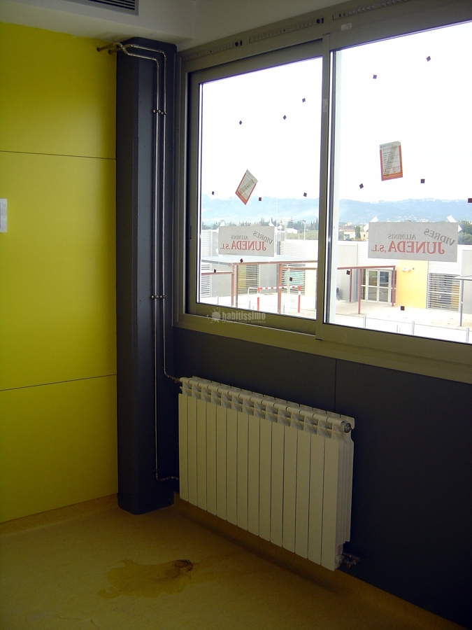 Calefacción y agua caliente en un colegio