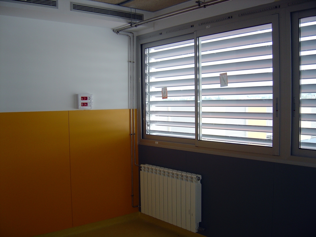 Calefacción y agua caliente en un colegio