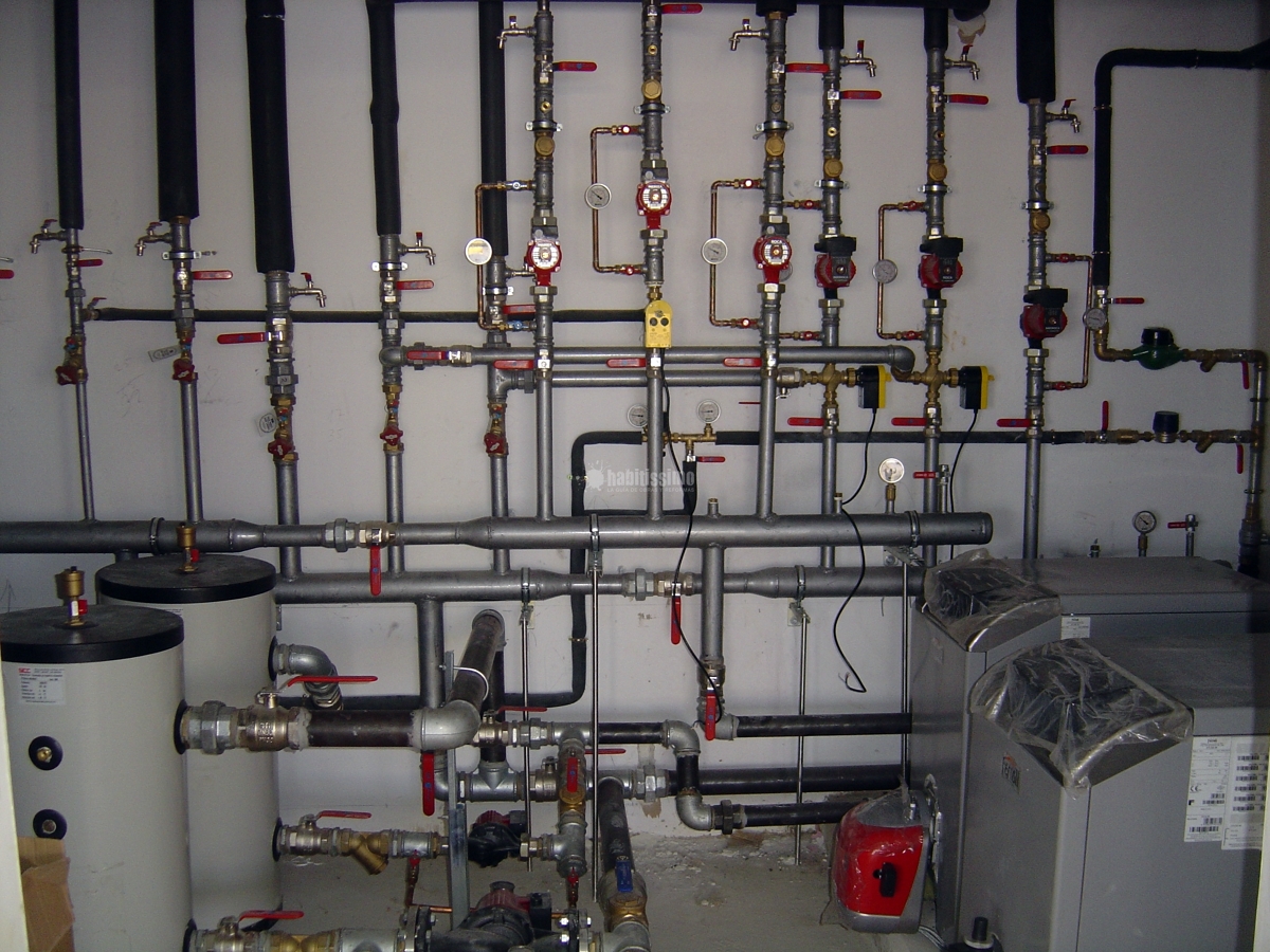 Calefacción y agua caliente en un colegio