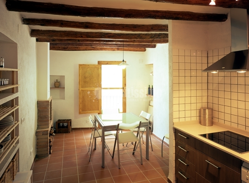 Rehabilitación integral de vivienda unifamiliar en San Mateu, Castellón