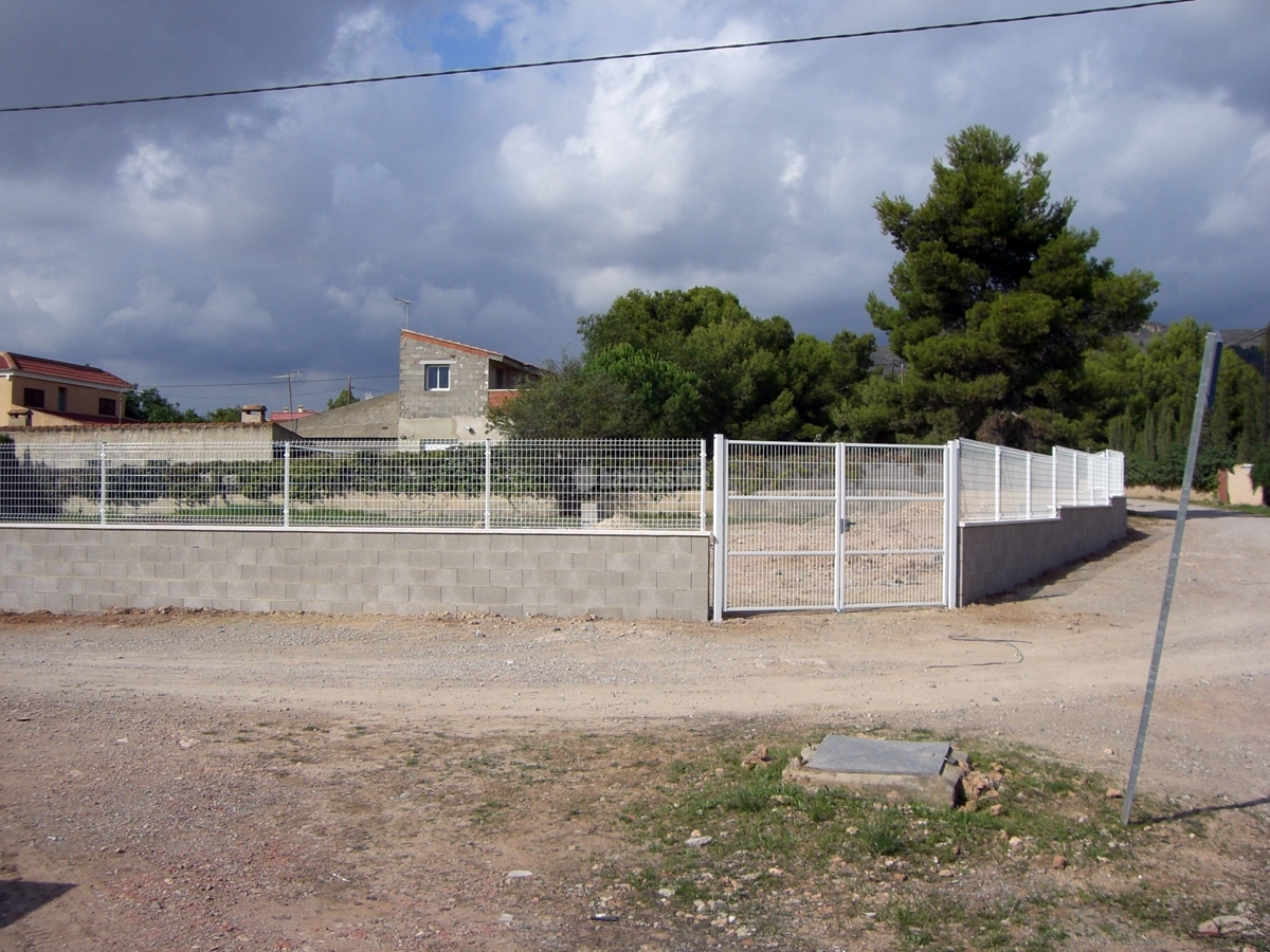 Cercado y vallado de parcela