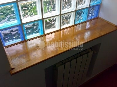 Ampliación buhardilla e instalación de escalera de madera,
