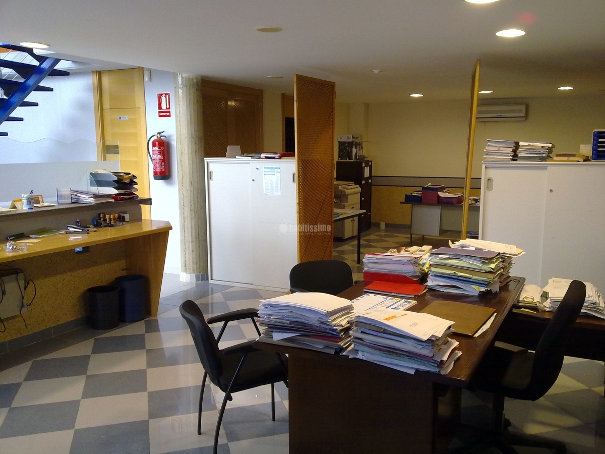 Nave industrial y oficinas