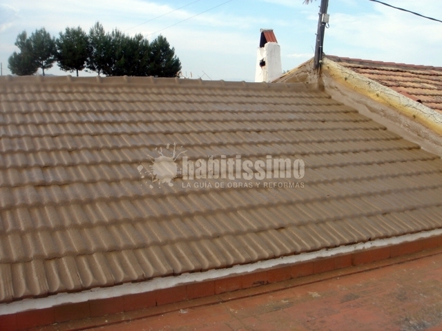 Tejado impermeabilizado y aislado térmicamente