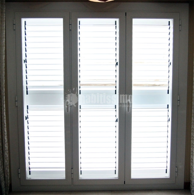 Puerta batiente de aluminio