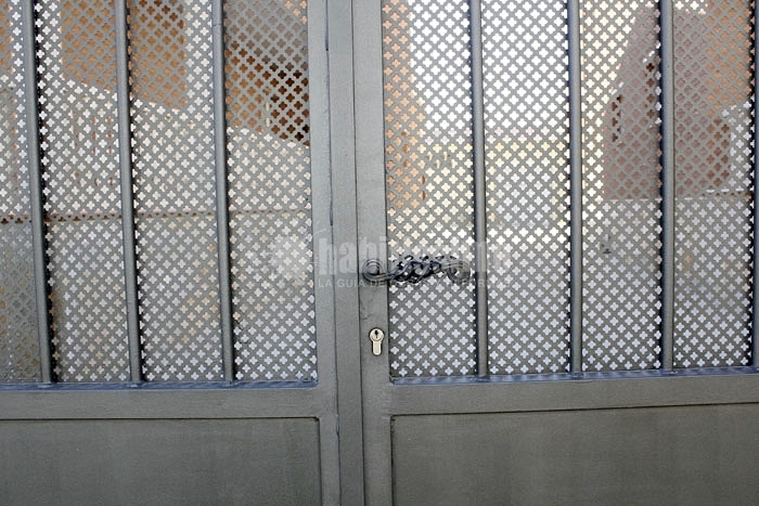 Puertas batientes de hierro