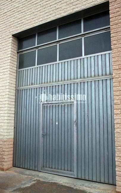 Pueras basculantes de hierro