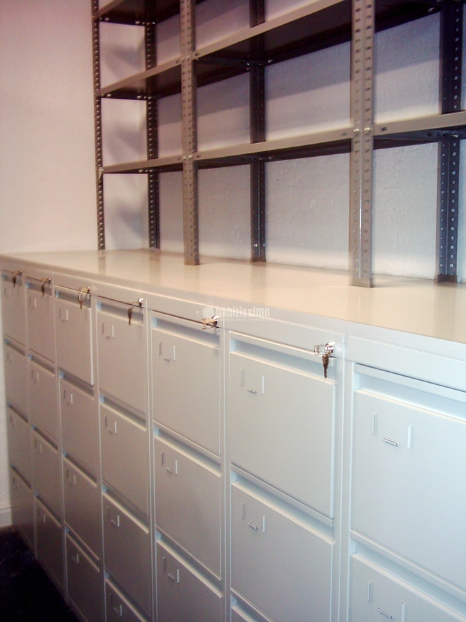 Mobiliario De Oficinas y Comercios