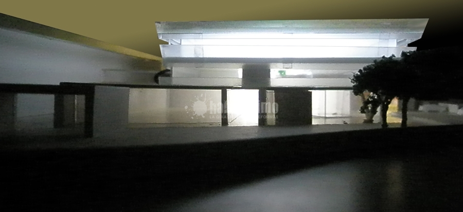 Oficinas Para Una Industria En Cabanes, Castellón