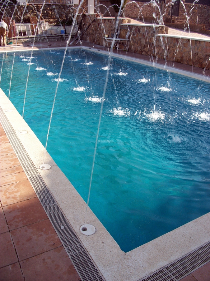 Diseño y Construcción De Piscina