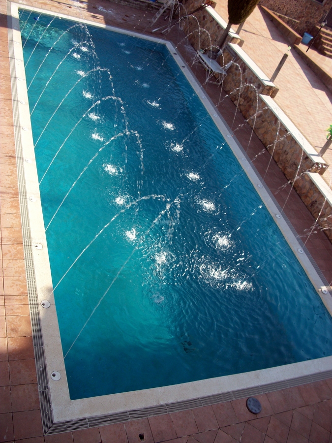 Diseño y Construcción De Piscina