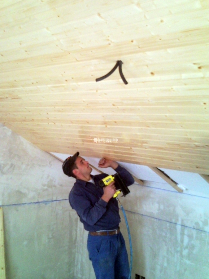 Buhardilla Y Solado De Mármol Escalera Y Solado De Hormigón Impreso