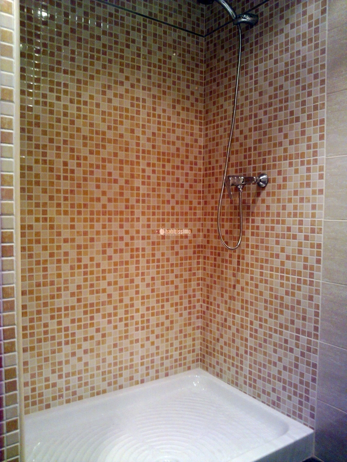 Reforma De Baño y Eliminación De Humedades En Cocina