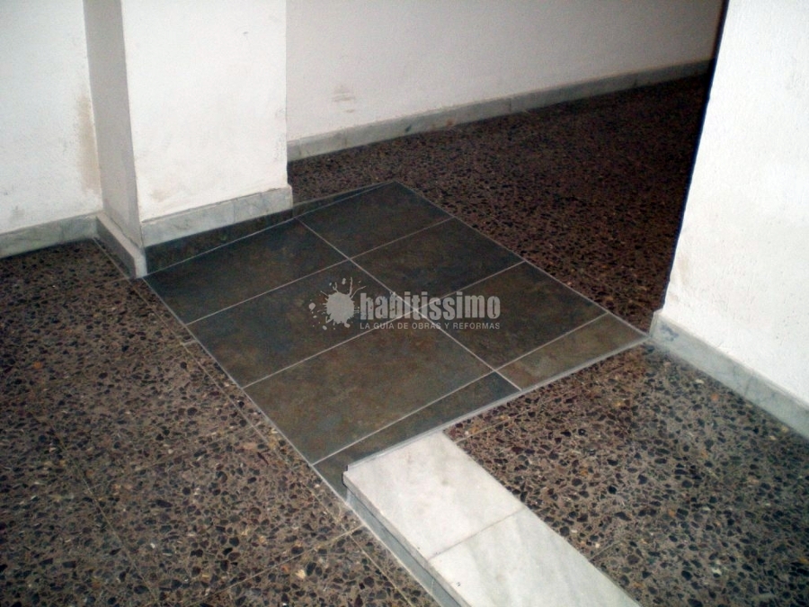 Instalación De Plataforma Elevadora Remontaescaleras Para Minusválidos