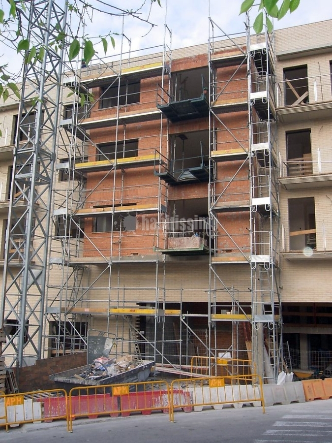 Derribo Edificio y Obra Nueva Edificio Viviendas Plurifamiliar