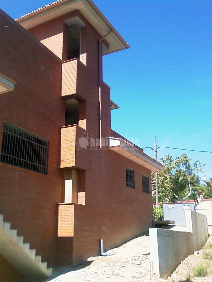 Derribo y Construcción Vivienda Unifamiliar Aislada