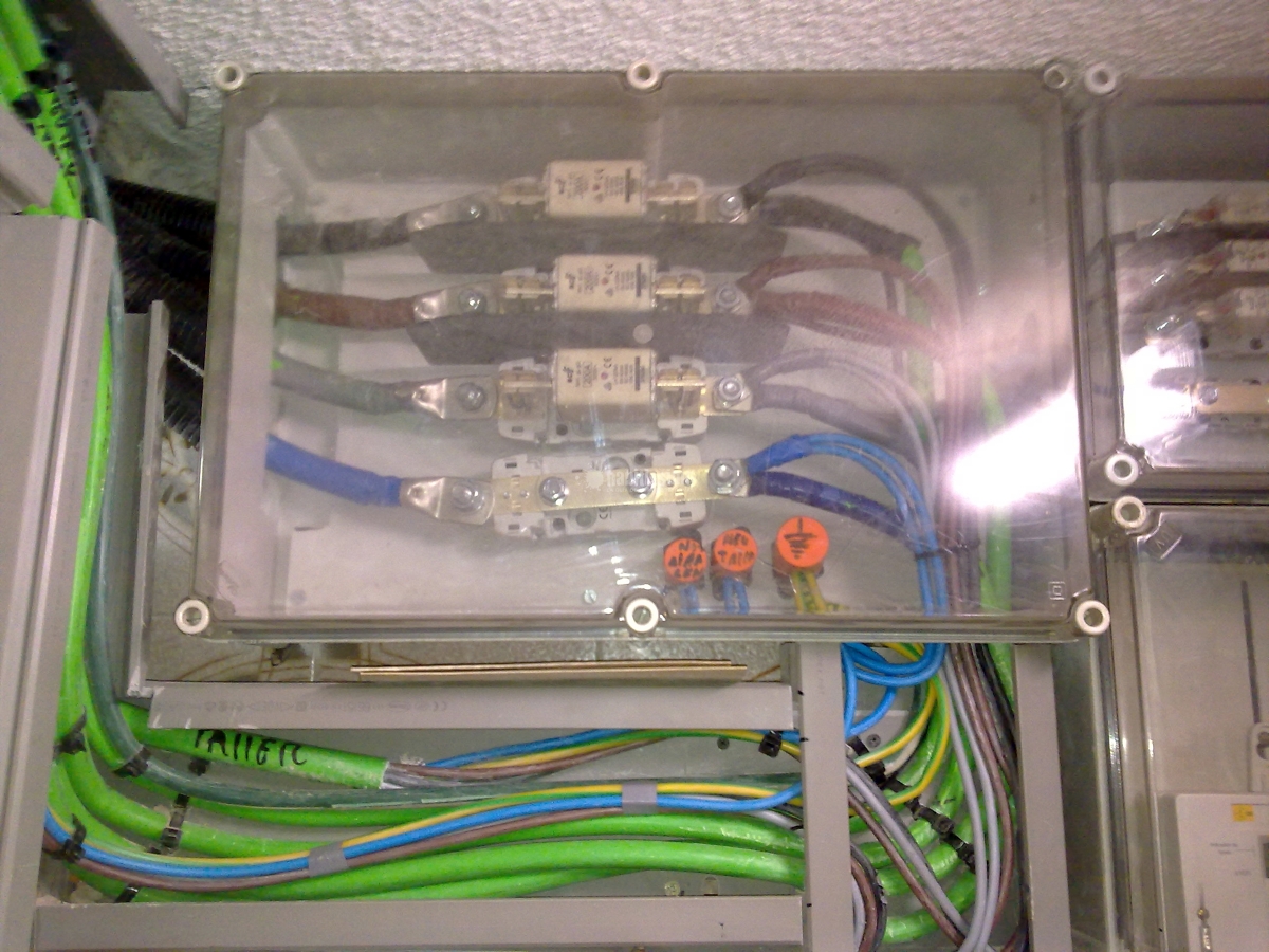 Proyecto Reforma Eléctrica Integral De Comunidad