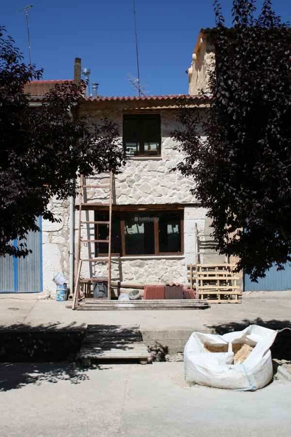 Restauración De Vivienda En Castillejo De Robledo (Soria)