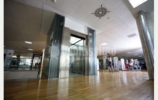 Instalación De Ascensores Y Escaleras En El Centro Termal Casa Del Agua