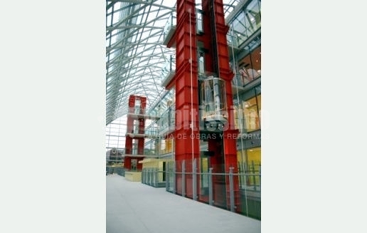 Instalación De Ascensores Para Hospital Infantil Evelina