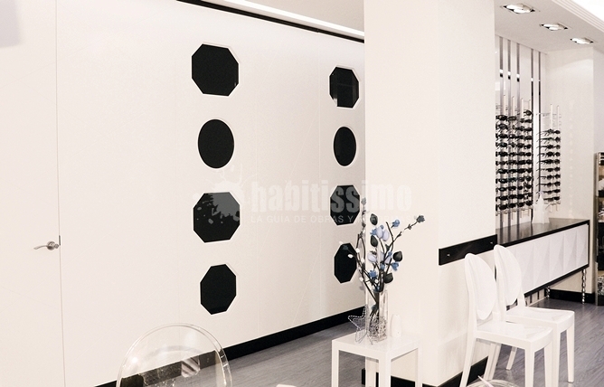 Interiorismo ópticas Muñoz Alcalá de Henares