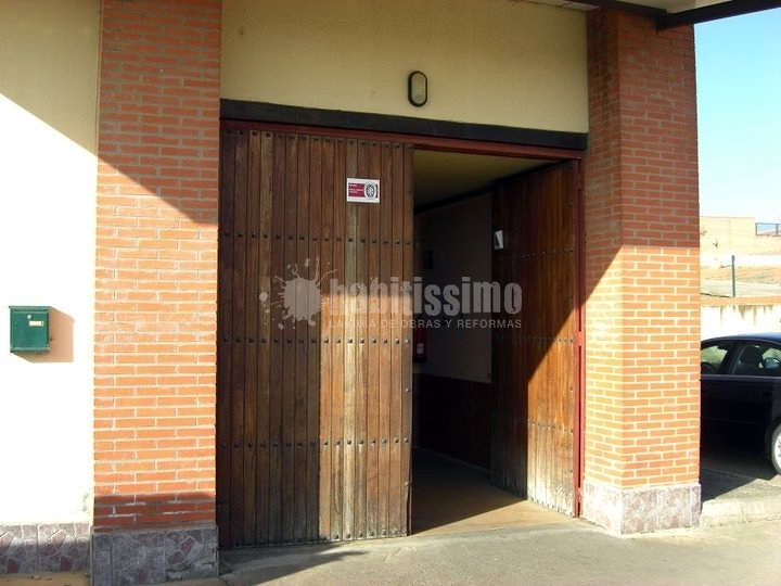 Instalacion Puerta y Persiana Seguridad Bodega Valderas