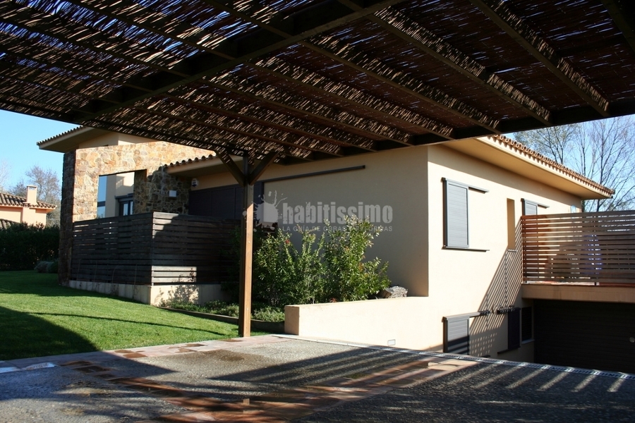 Casa en Urbanización Golf Torremirona