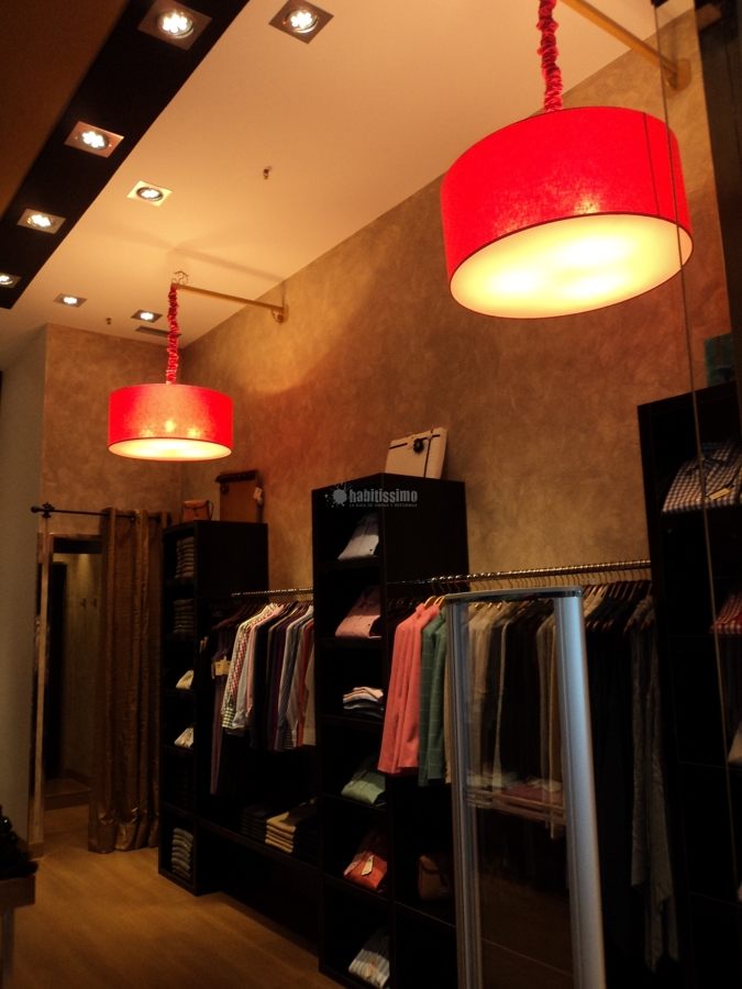 Tienda De Moda y Complementos En Pozuelo
