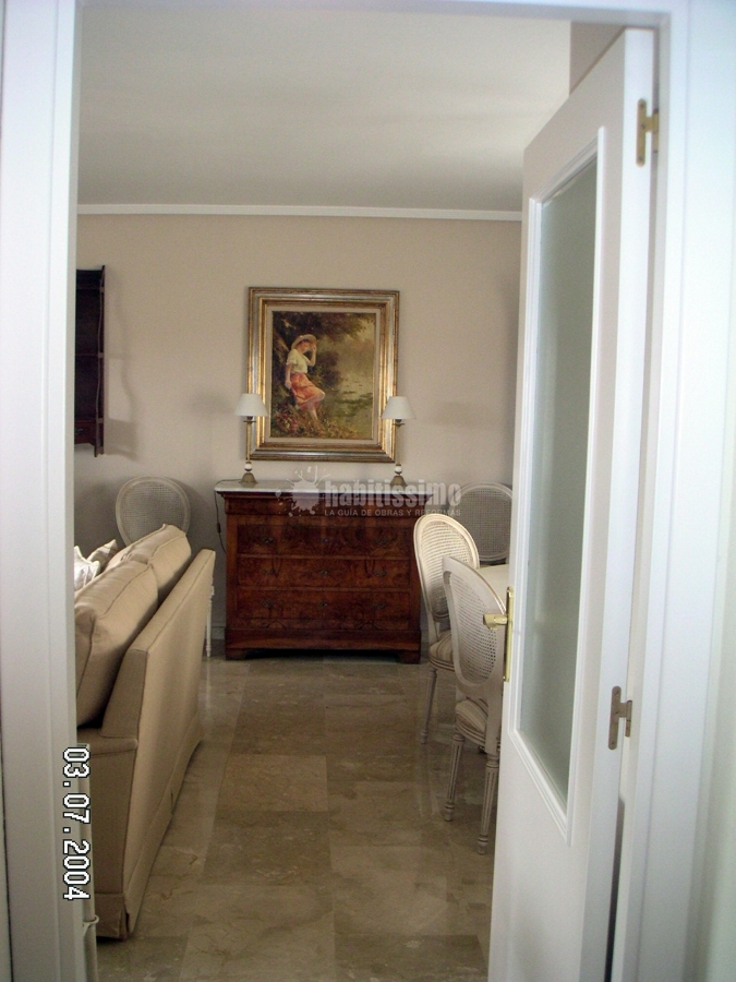 Salón vivienda clásico