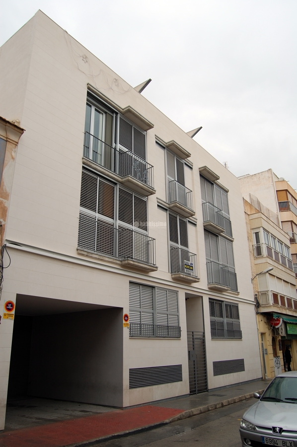 Edificio De 8 Viviendas En La Calle Argentina