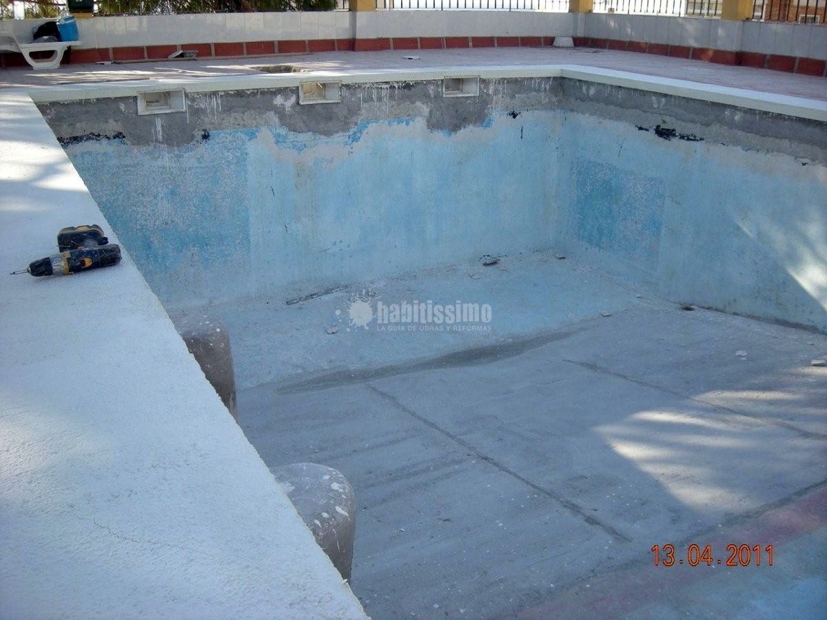 Impermeabilización De Piscina Comunitaria