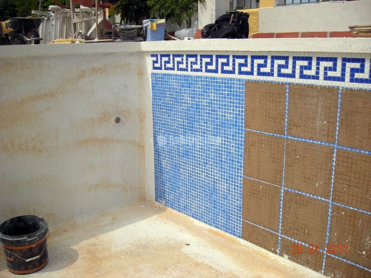 Impermeabilización De Piscina Comunitaria