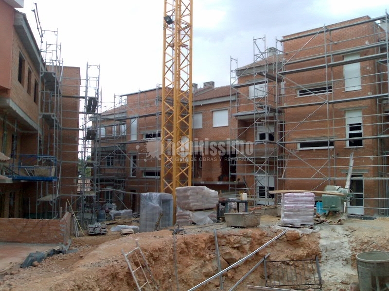 Edificio De 34 Viviendas