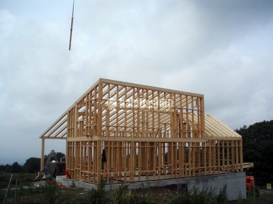 Casa Con Estructura De Madera