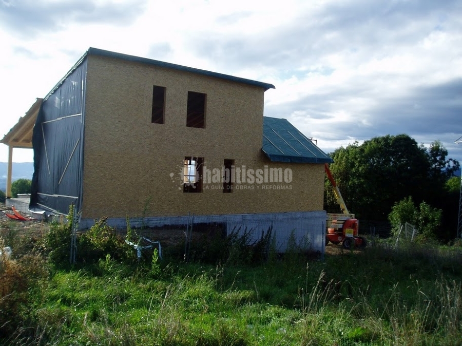 Casa Con Estructura De Madera