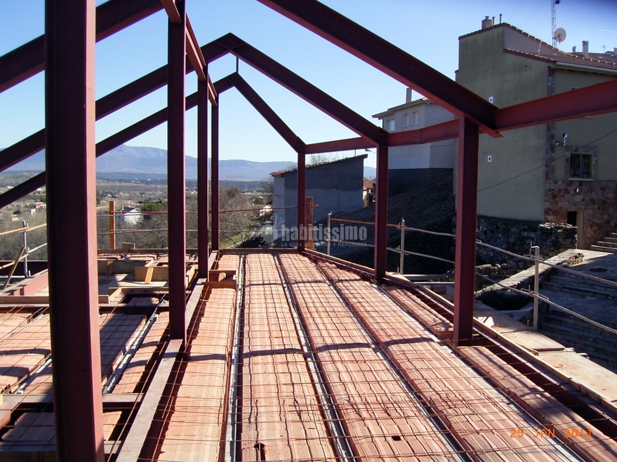 Reforma naves para hacer partamentos