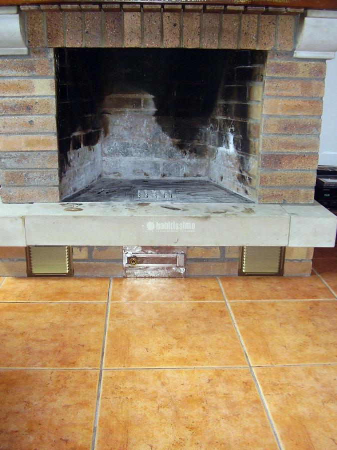 Restauracion total de masia tipica catalana.