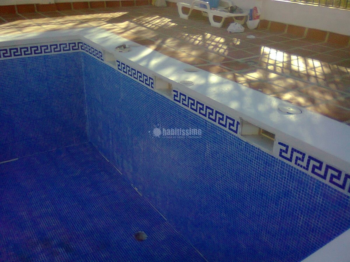 Impermeabilización De Piscina Comunitaria