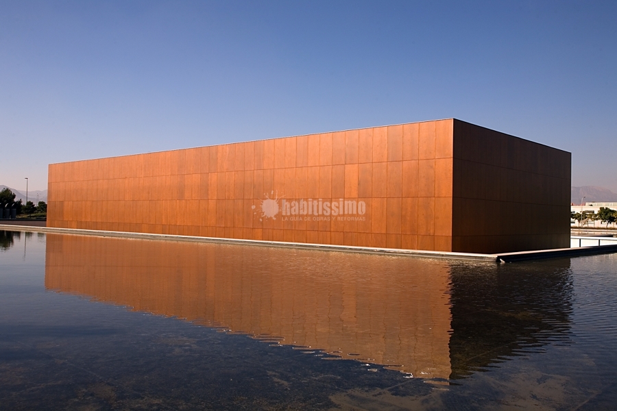 Museo Universidad De Alicante - Fachada Ventilada Parklex